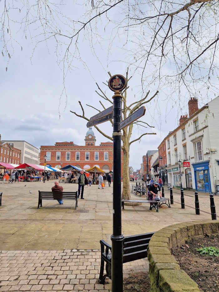 Image of market square in Chesterfield