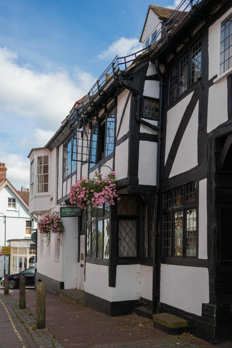 Image of a pub in East Grinstead